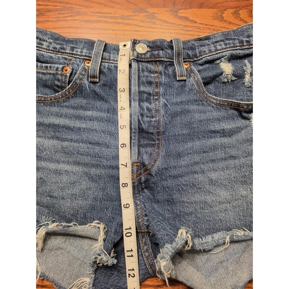 Levi's 501 Jean Shorts Womens Size 27‎ Cut Off Distressed Medium Blue Denim